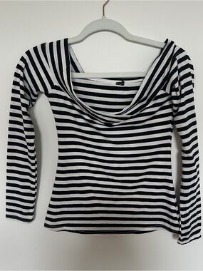 Amazon - Striped Long Sleeve Top